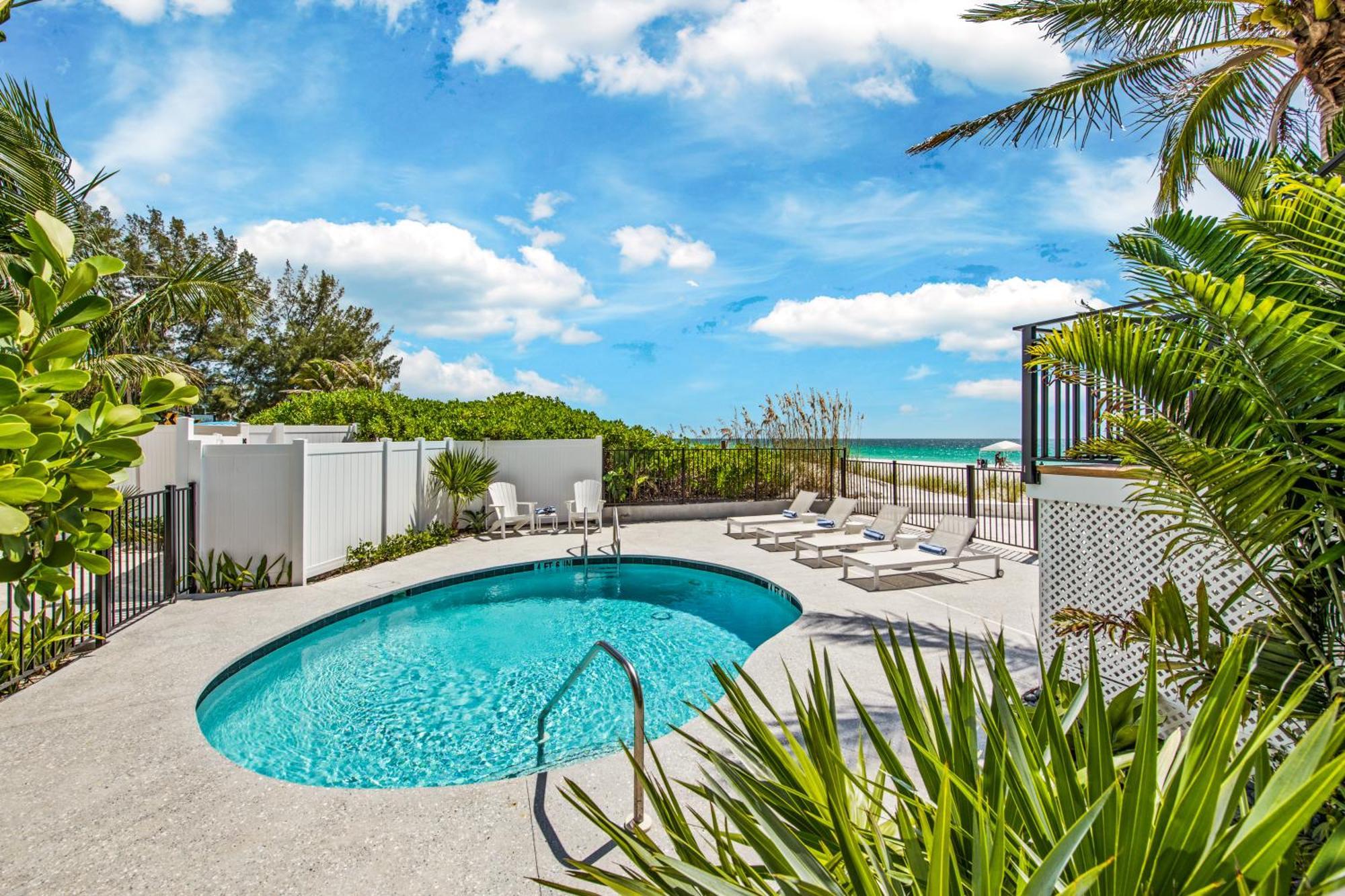 Seabreeze At Anna Maria Island Inn 布雷登顿海滩 外观 照片