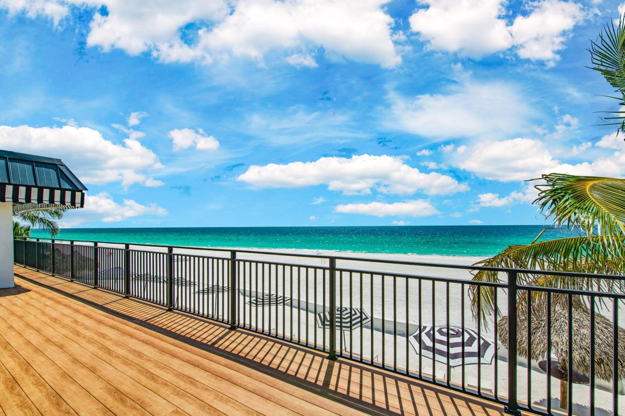 Seabreeze At Anna Maria Island Inn 布雷登顿海滩 外观 照片