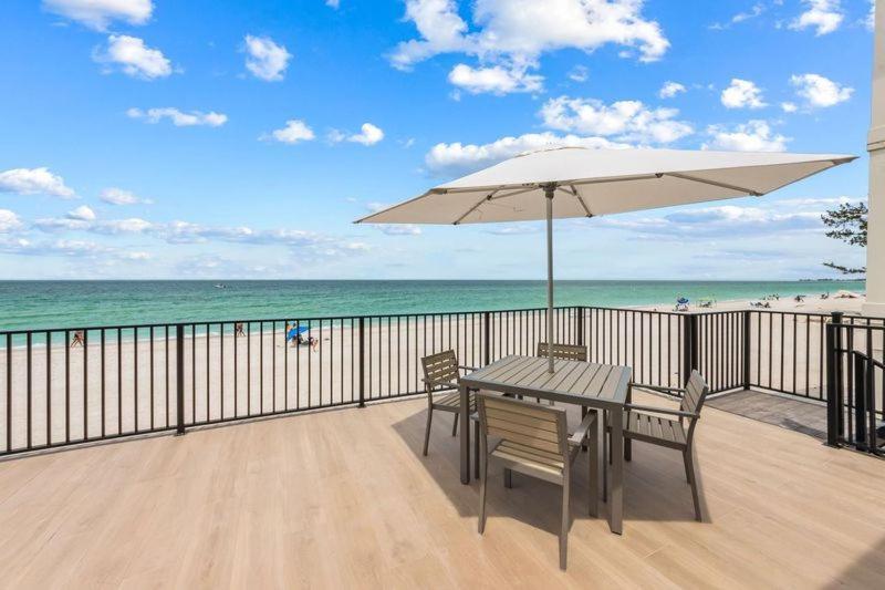 Seabreeze At Anna Maria Island Inn 布雷登顿海滩 外观 照片